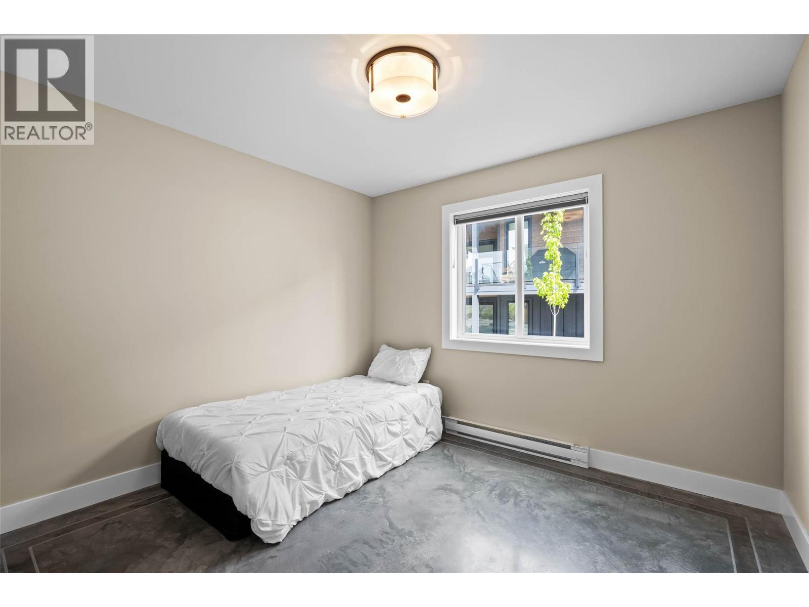 180 Rue Cheval Noir, Kamloops, BC - Indoor Photo Showing Bedroom