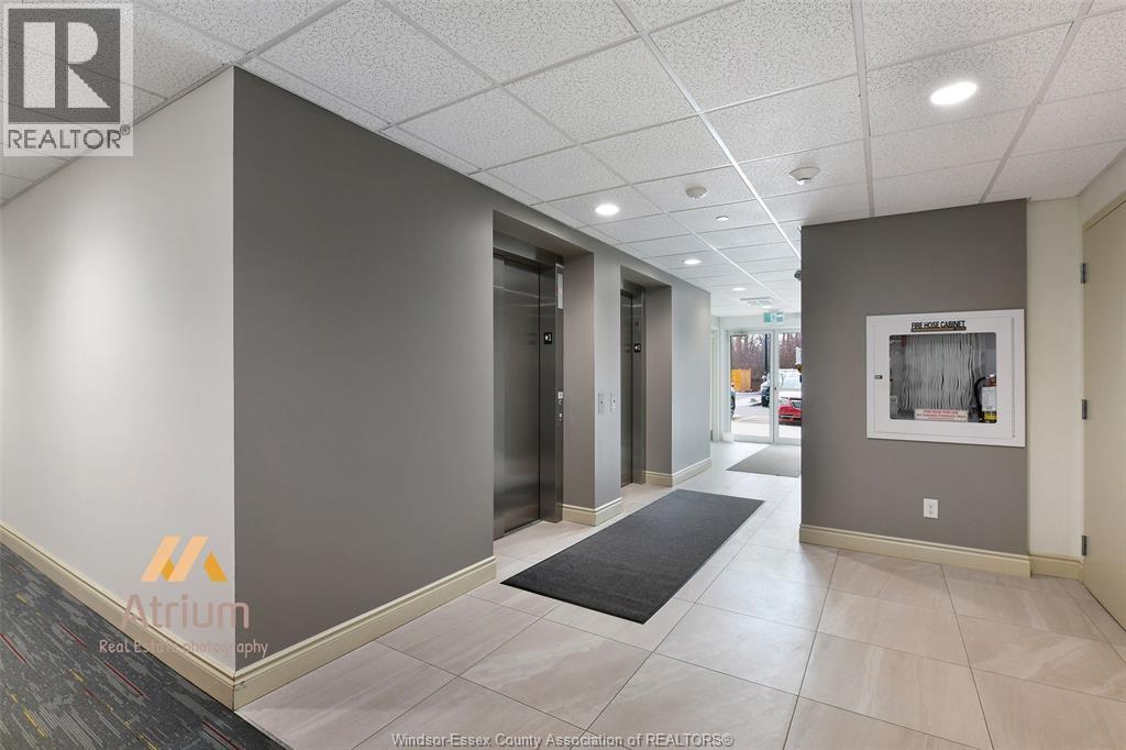 1611 Banwell Road Unit# 414, Windsor, ON - Indoor Photo Showing Other Room