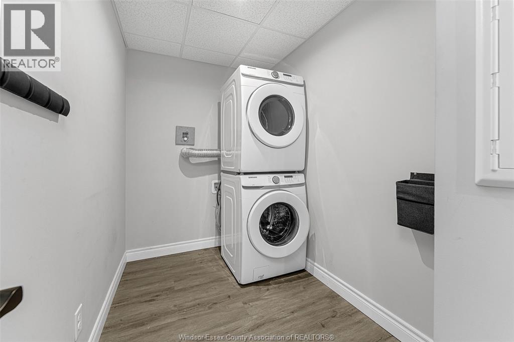 1611 Banwell Road Unit# 414, Windsor, ON - Indoor Photo Showing Laundry Room