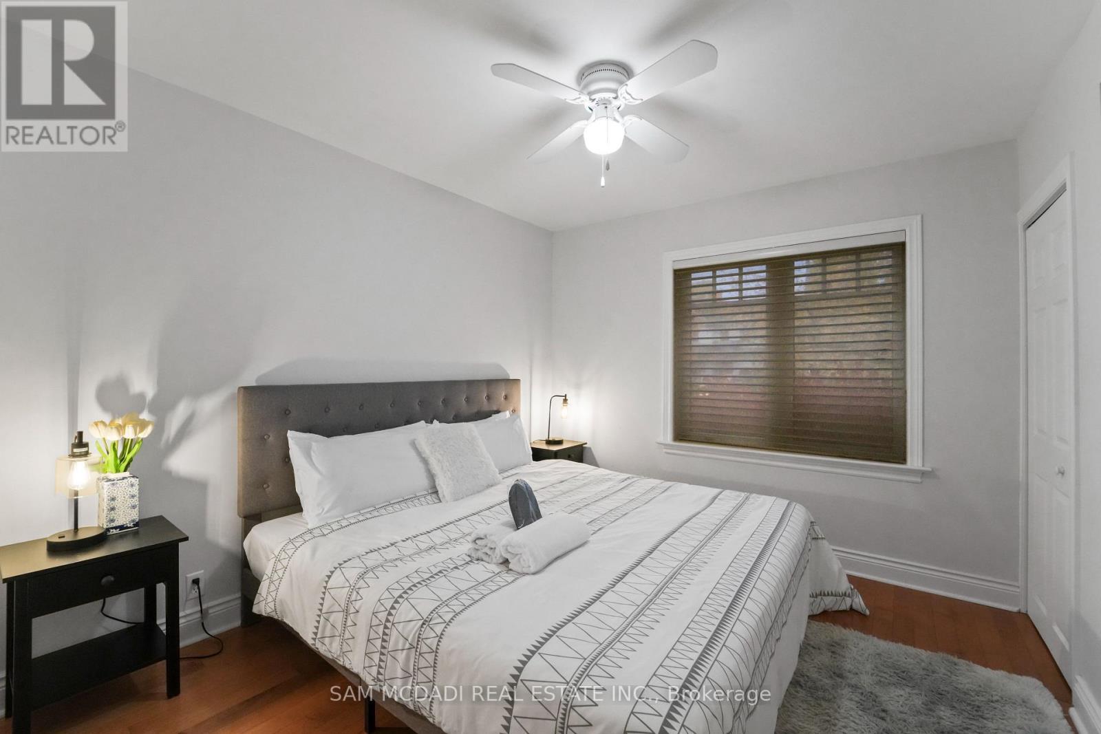 64 Wanita Road, Mississauga, ON - Indoor Photo Showing Bedroom