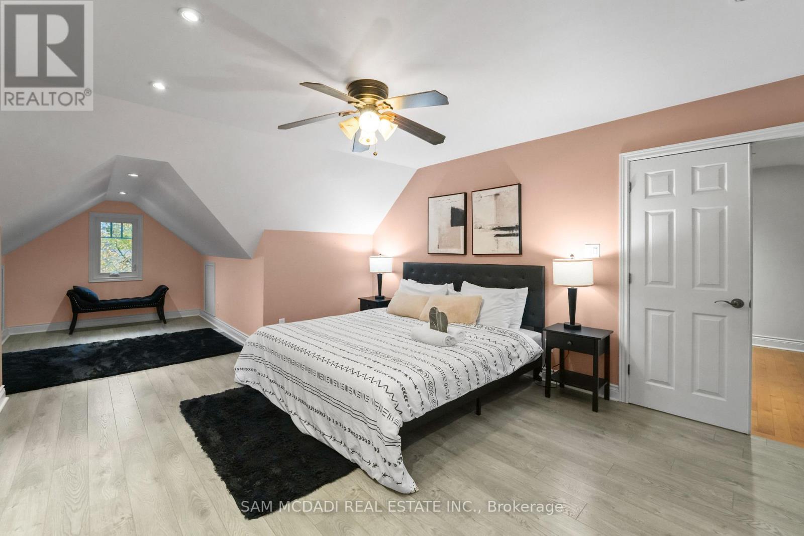64 Wanita Road, Mississauga, ON - Indoor Photo Showing Bedroom