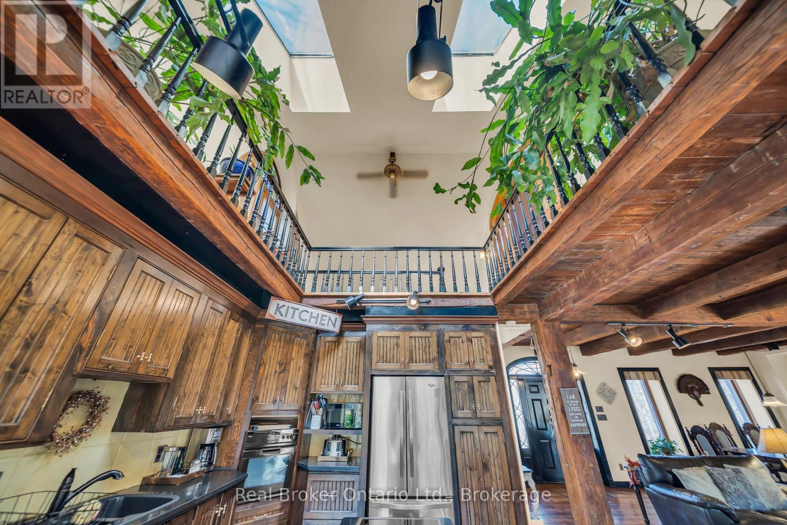 4766 Hyndman Drive, Southwest Middlesex, ON - Indoor