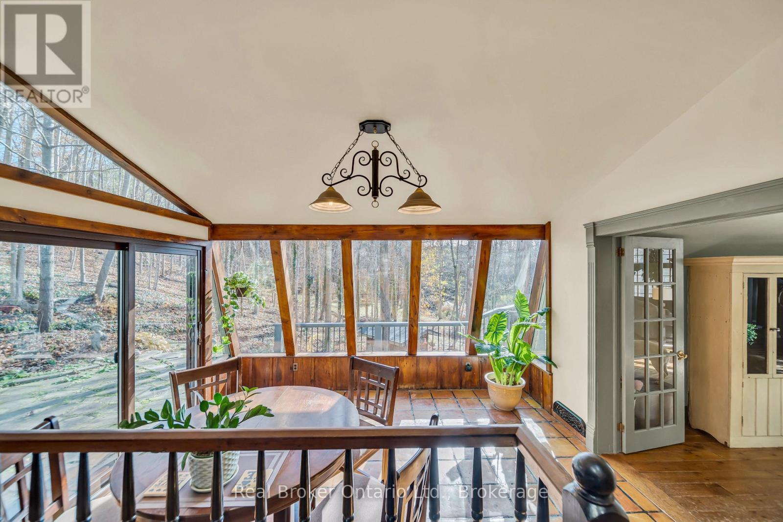 4766 Hyndman Drive, Southwest Middlesex, ON - Indoor Photo Showing Other Room