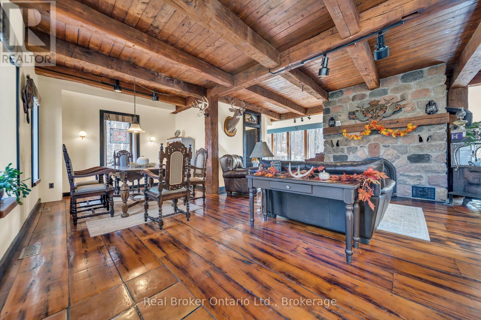 4766 Hyndman Drive, Southwest Middlesex, ON - Indoor