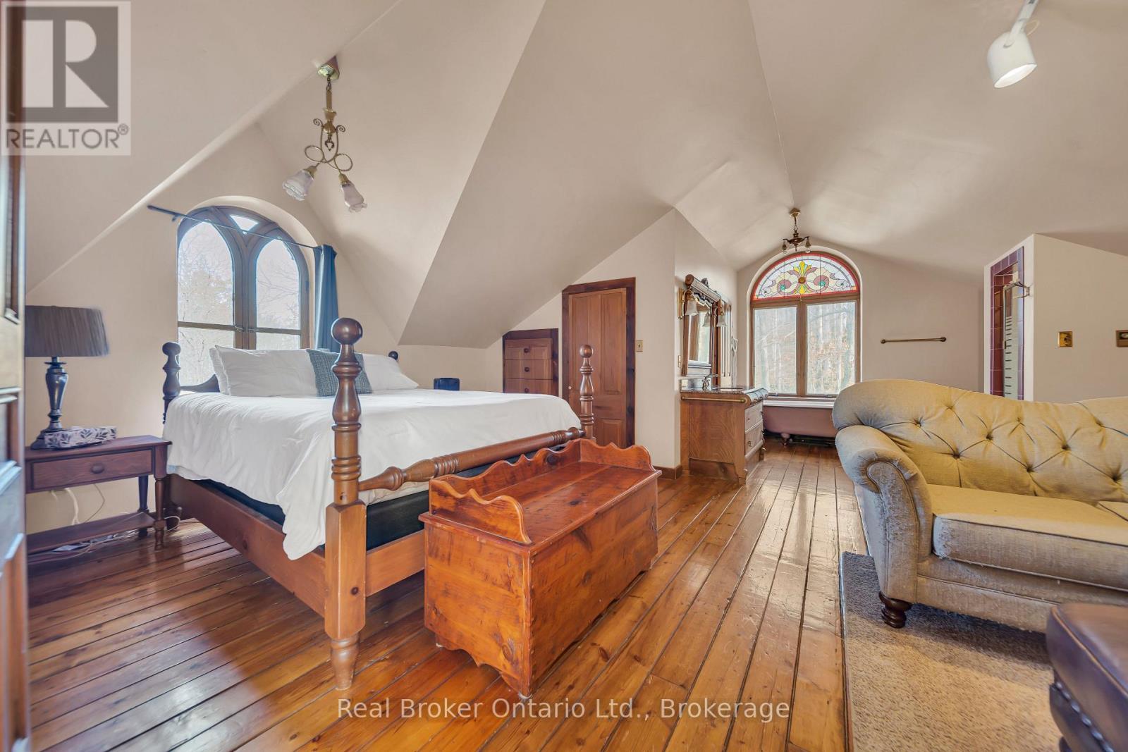 4766 Hyndman Drive, Southwest Middlesex, ON - Indoor