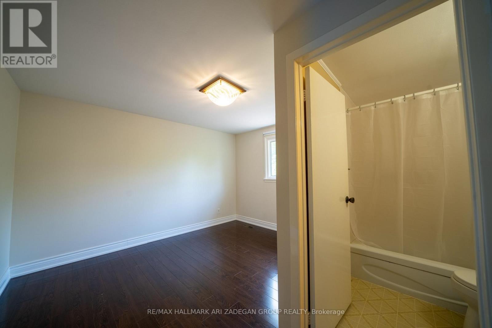 22 Silver Aspen Drive, Markham, ON - Indoor Photo Showing Other Room