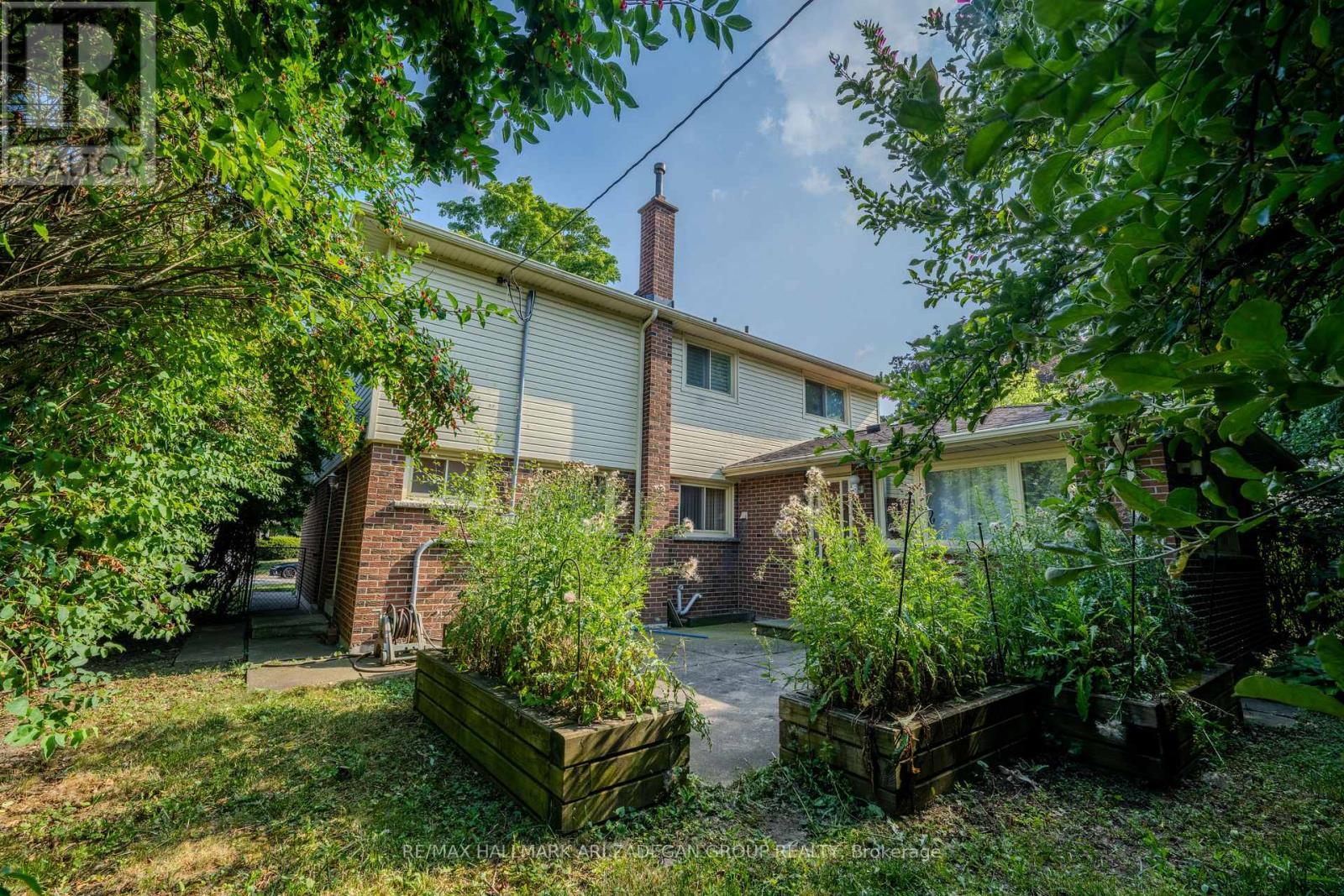 22 Silver Aspen Drive, Markham, ON - Outdoor