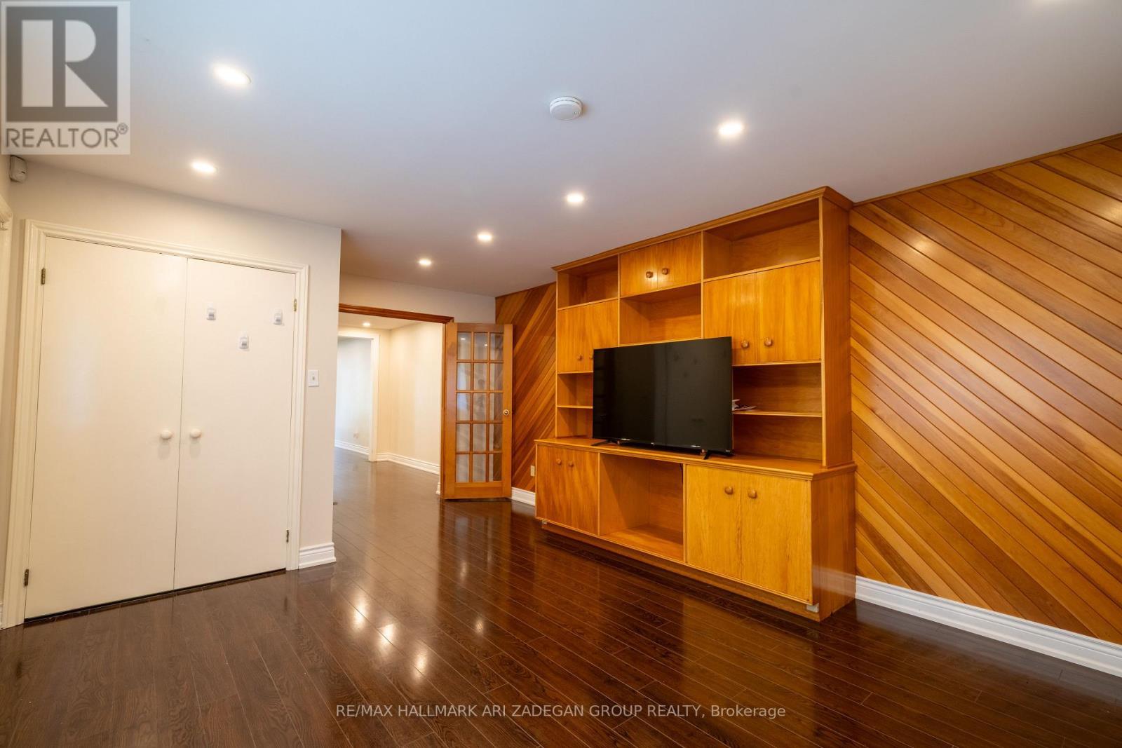 22 Silver Aspen Drive, Markham, ON - Indoor Photo Showing Other Room