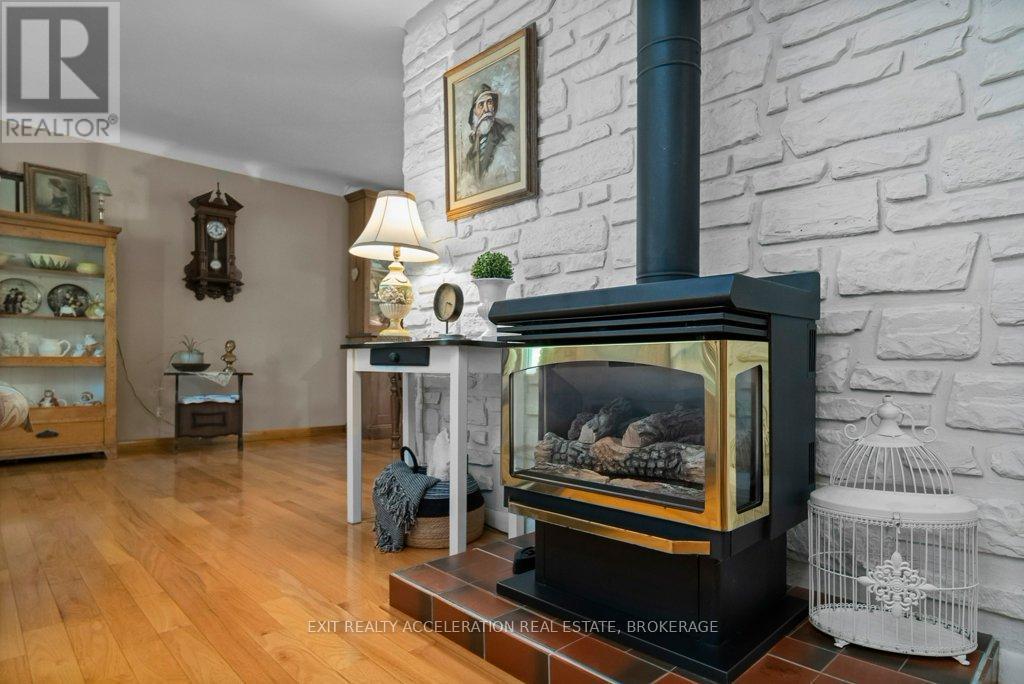 63 River Road, Greater Napanee (Greater Napanee), ON - Indoor With Fireplace