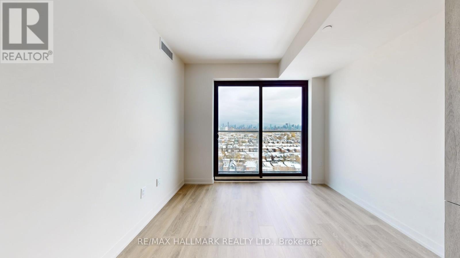 1221 - 181 Sterling Road, Toronto, ON - Indoor Photo Showing Other Room