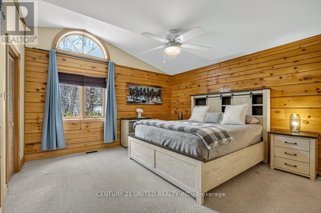 2 Darvell Lane, Trent Lakes, ON - Indoor Photo Showing Bedroom