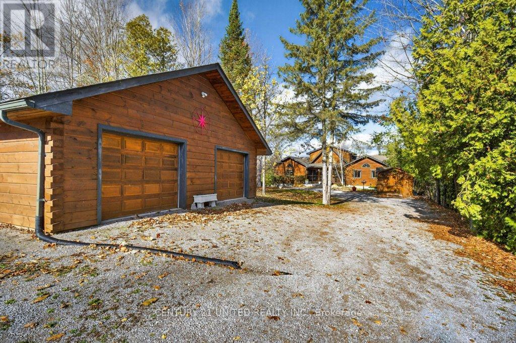 2 Darvell Lane, Trent Lakes, ON - Outdoor