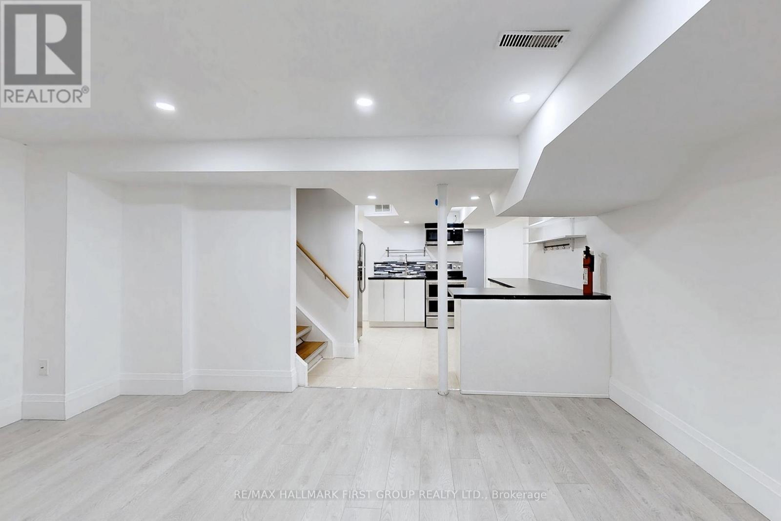 1 Bramwell Drive, Ajax, ON - Indoor Photo Showing Other Room