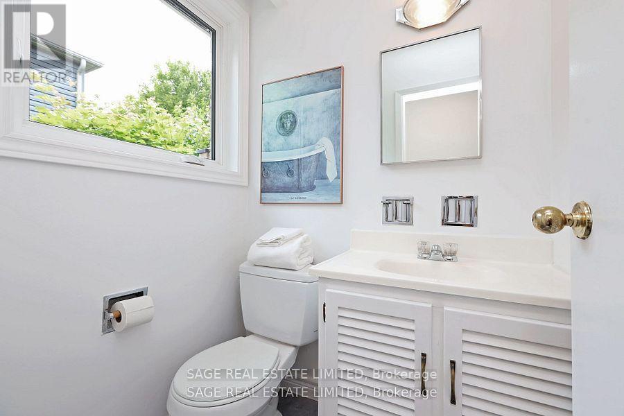 51 Prince Philip Boulevard, Toronto, ON - Indoor Photo Showing Bathroom
