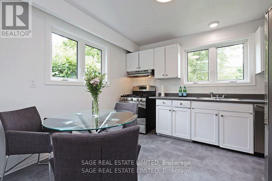 51 Prince Philip Boulevard, Toronto, ON - Indoor Photo Showing Kitchen With Double Sink