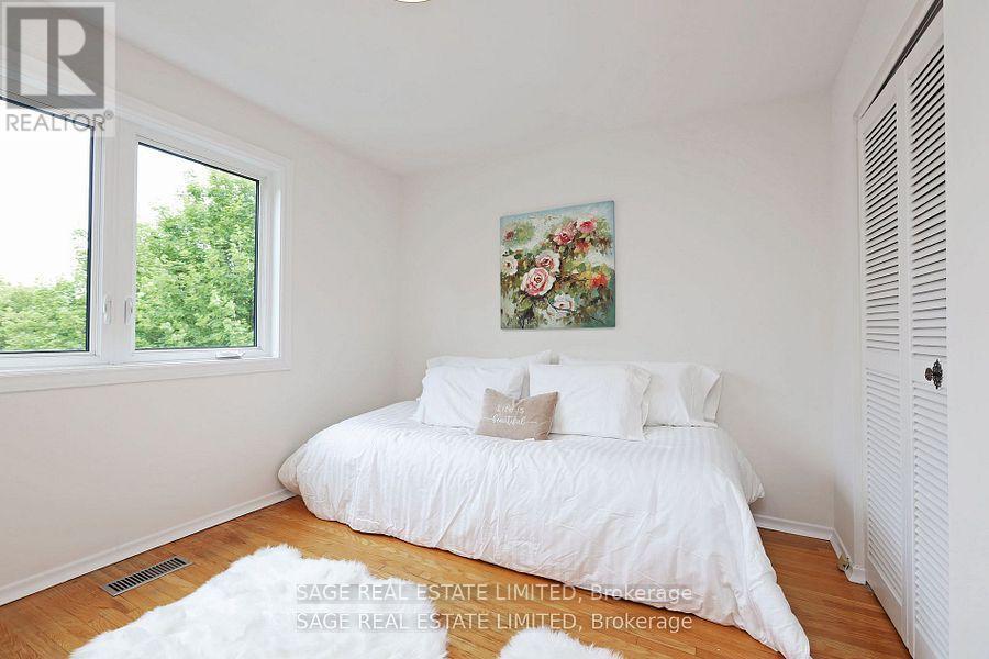 51 Prince Philip Boulevard, Toronto, ON - Indoor Photo Showing Bedroom