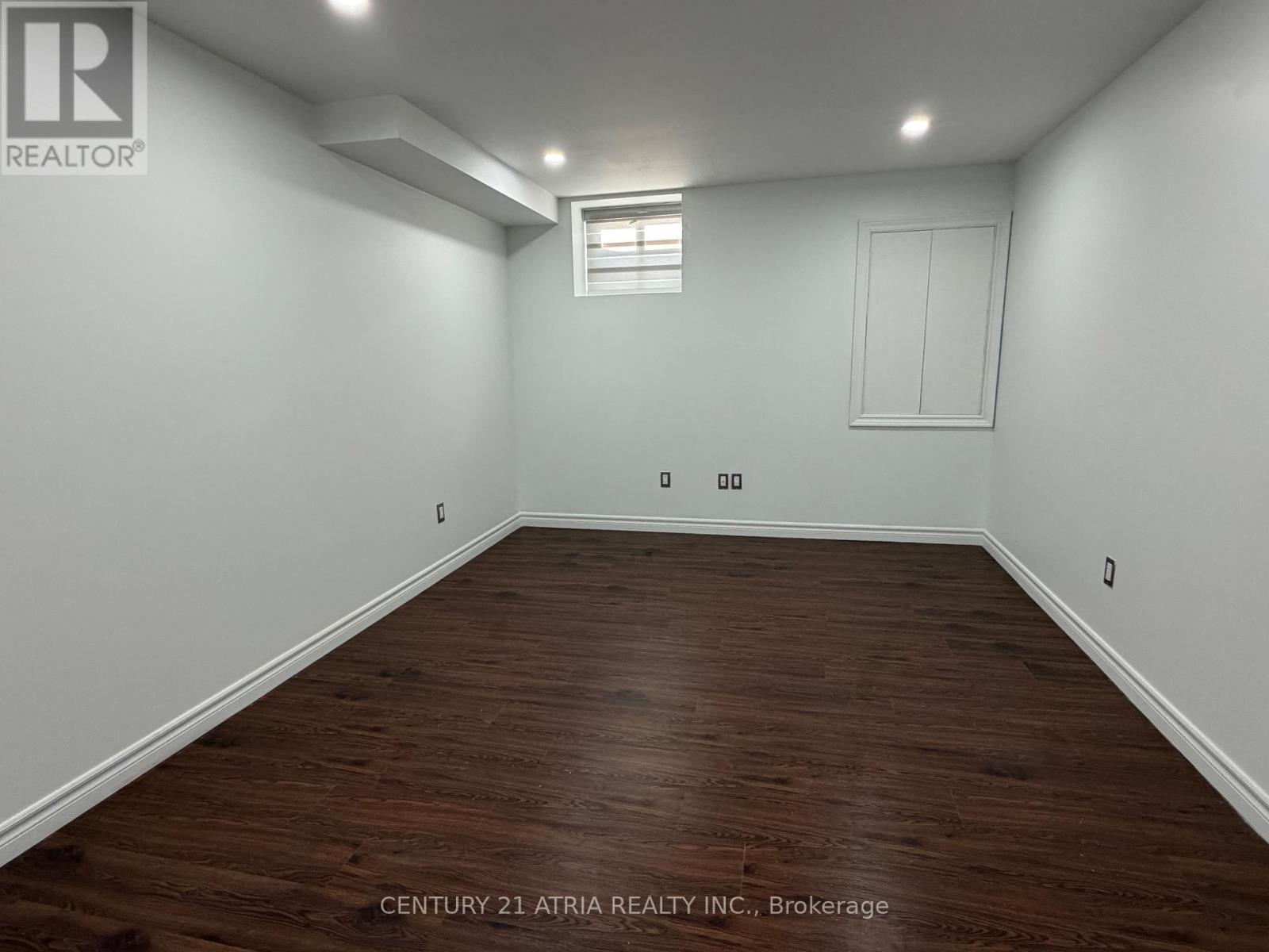 31 Seggar Avenue, Ajax, ON - Indoor Photo Showing Other Room