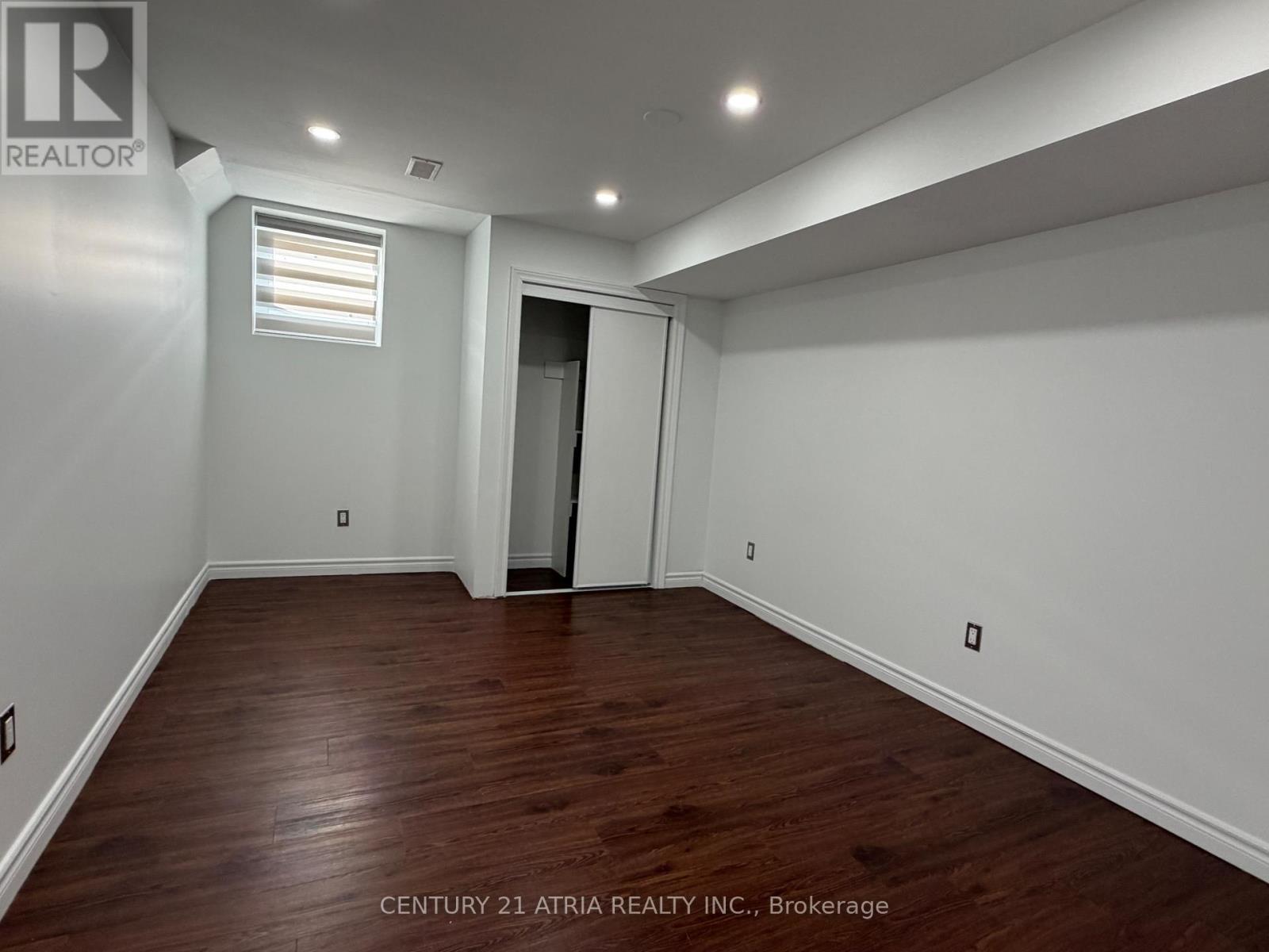 31 Seggar Avenue, Ajax, ON - Indoor Photo Showing Other Room