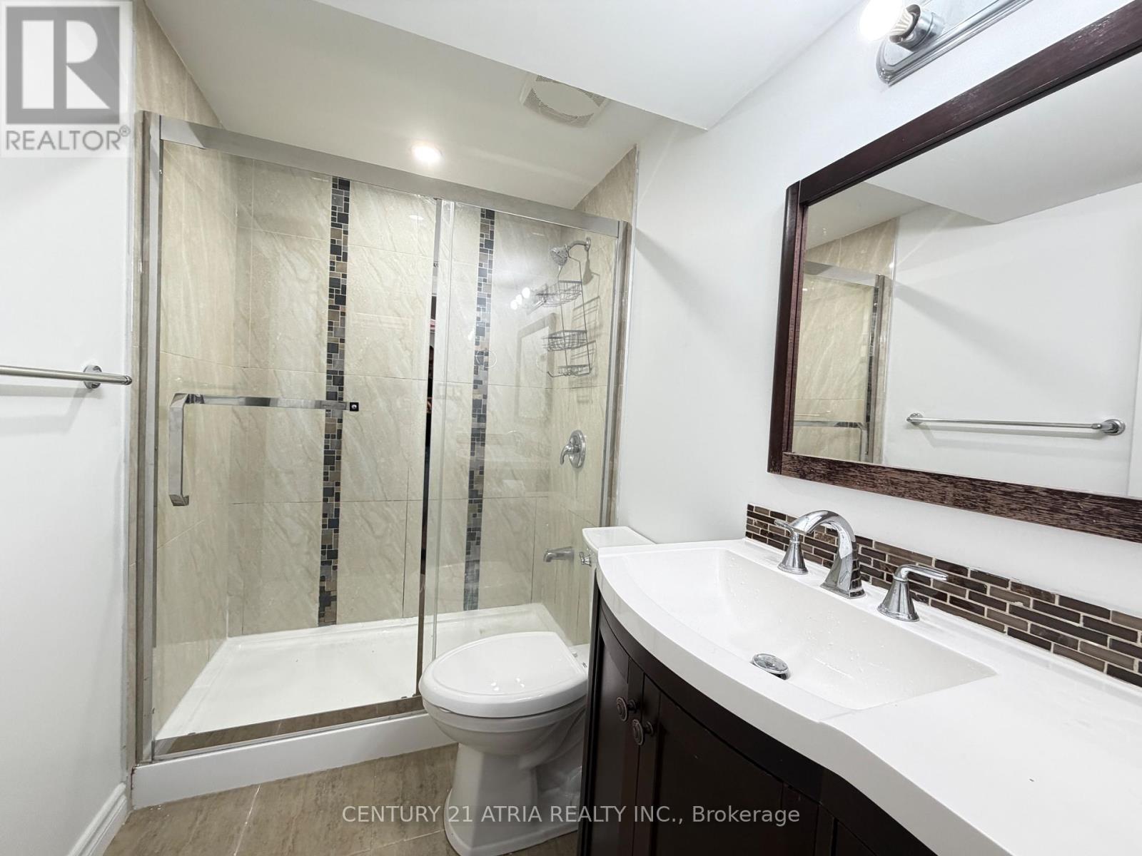 Washroom - 31 Seggar Avenue, Ajax, ON - Indoor Photo Showing Bathroom