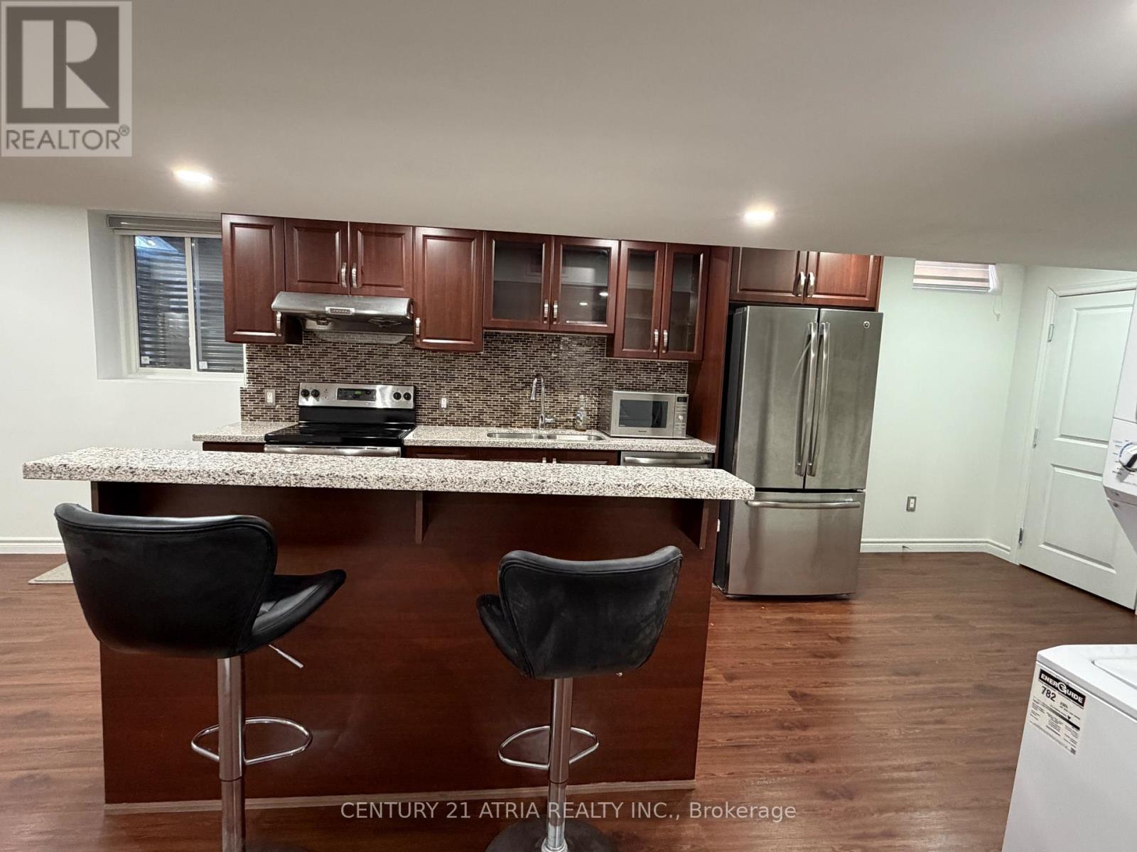 Island - 31 Seggar Avenue, Ajax, ON - Indoor Photo Showing Kitchen With Upgraded Kitchen