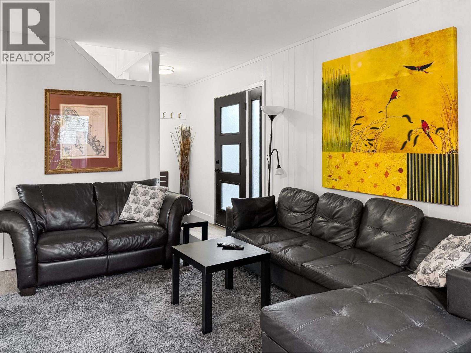 87 Swallow Street, Kitimat, BC - Indoor Photo Showing Living Room