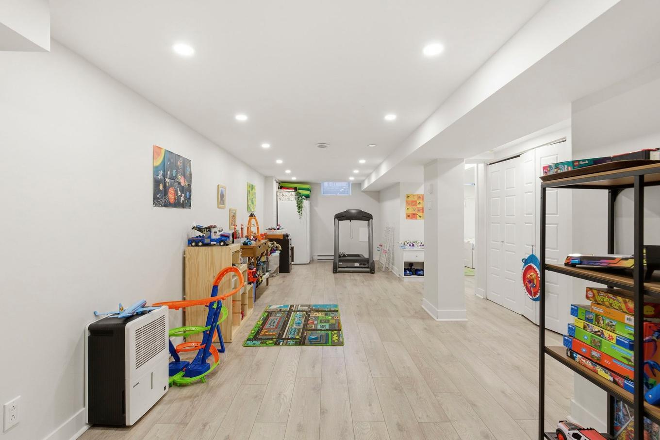 Family room - 2375 - 2377 Rue Louis-Veuillot, Montréal (Mercier/Hochelaga-Maisonneuve), QC - Indoor Photo Showing Other Room