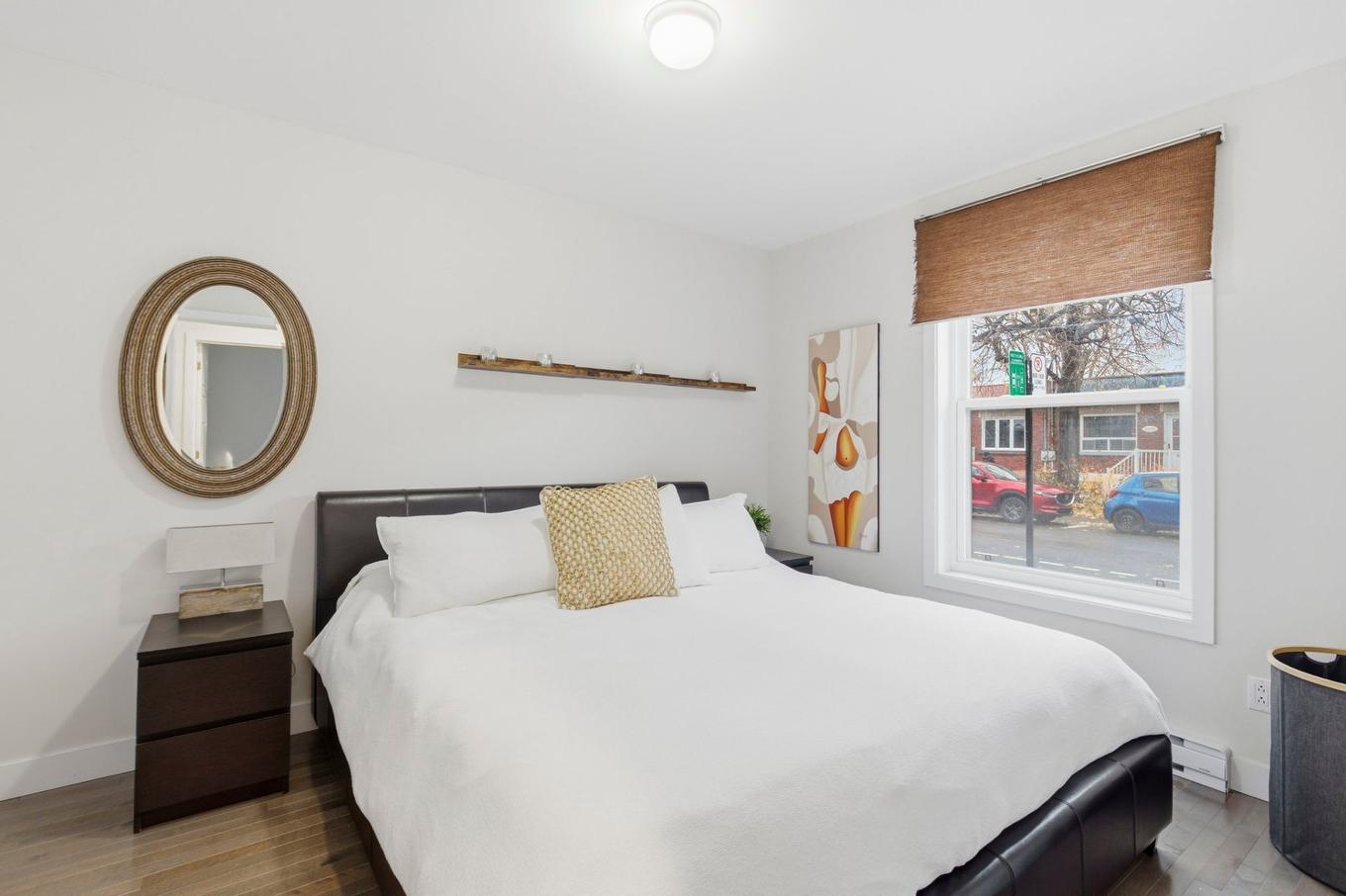 Primary bedroom - 2375 - 2377 Rue Louis-Veuillot, Montréal (Mercier/Hochelaga-Maisonneuve), QC - Indoor Photo Showing Bedroom