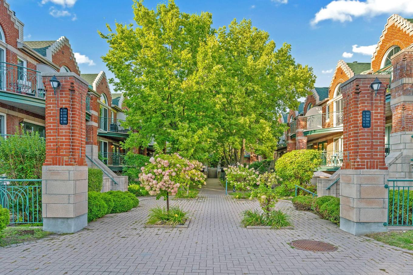 À proximité - 302-11771 Rue Marie-Anne-Lavallée, Montréal (Ahuntsic-Cartierville), QC - Outdoor