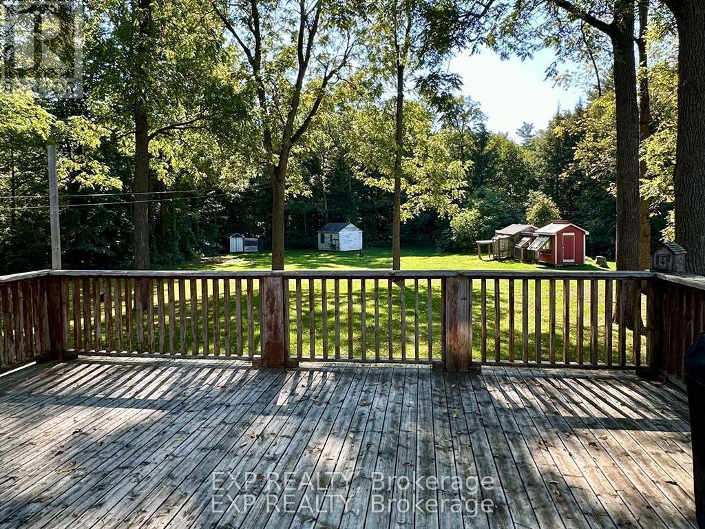 2011 Main Street, Norfolk, ON - Outdoor With Deck Patio Veranda