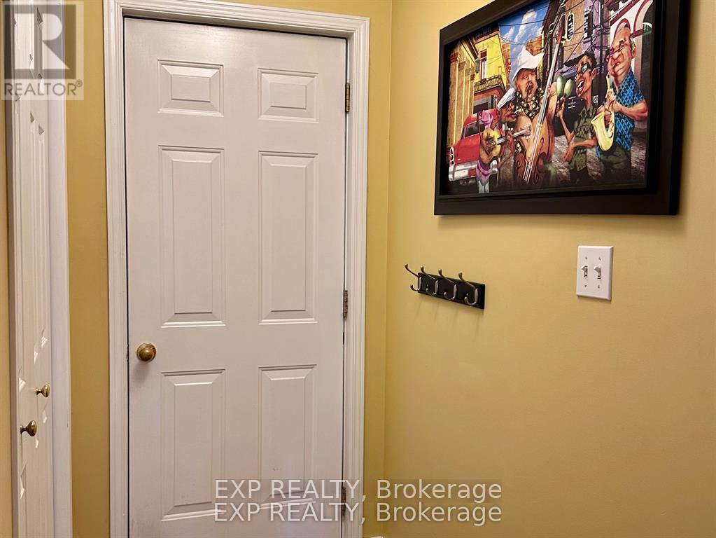 2011 Main Street, Norfolk, ON - Indoor Photo Showing Other Room