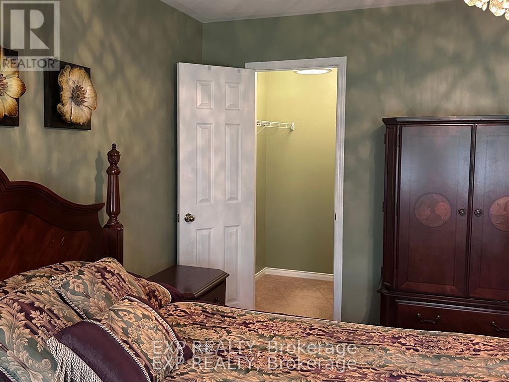 2011 Main Street, Norfolk, ON - Indoor Photo Showing Bedroom