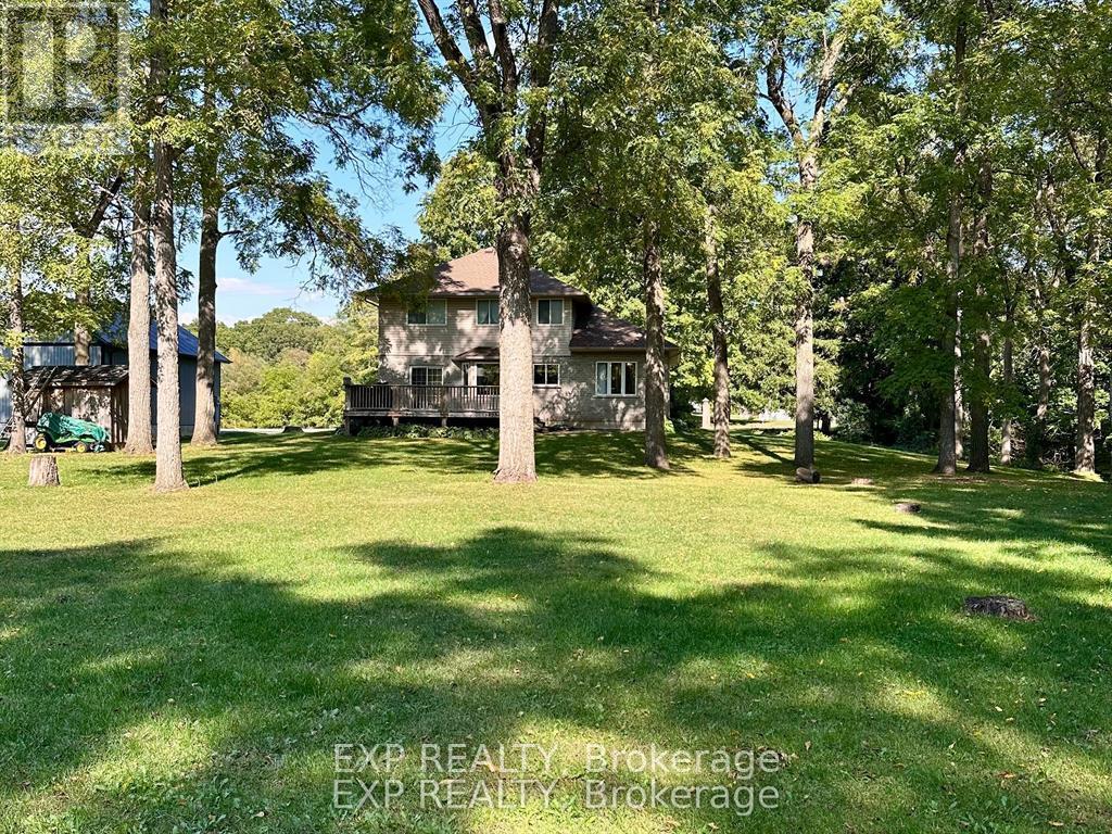 2011 Main Street, Norfolk, ON - Outdoor