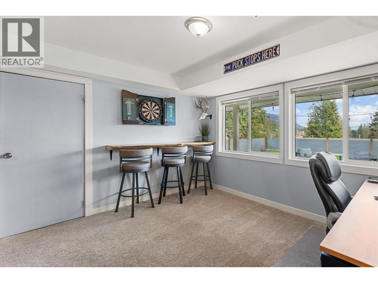 3380 Mciver Road, West Kelowna, BC - Indoor Photo Showing Other Room