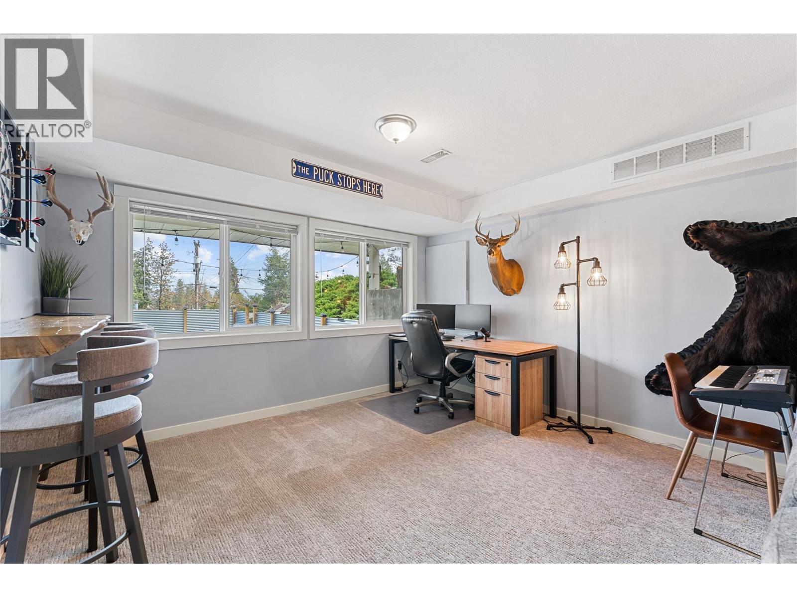 3380 Mciver Road, West Kelowna, BC - Indoor