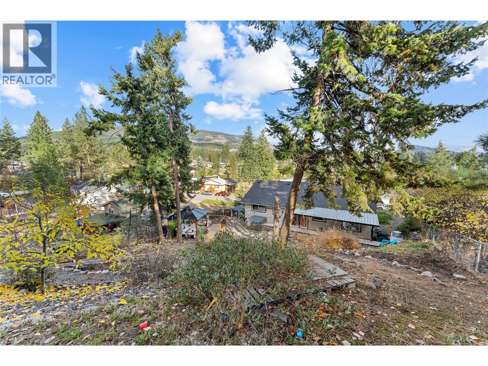 Lots of room to roam out back. - 3380 Mciver Road, West Kelowna, BC - Outdoor With View