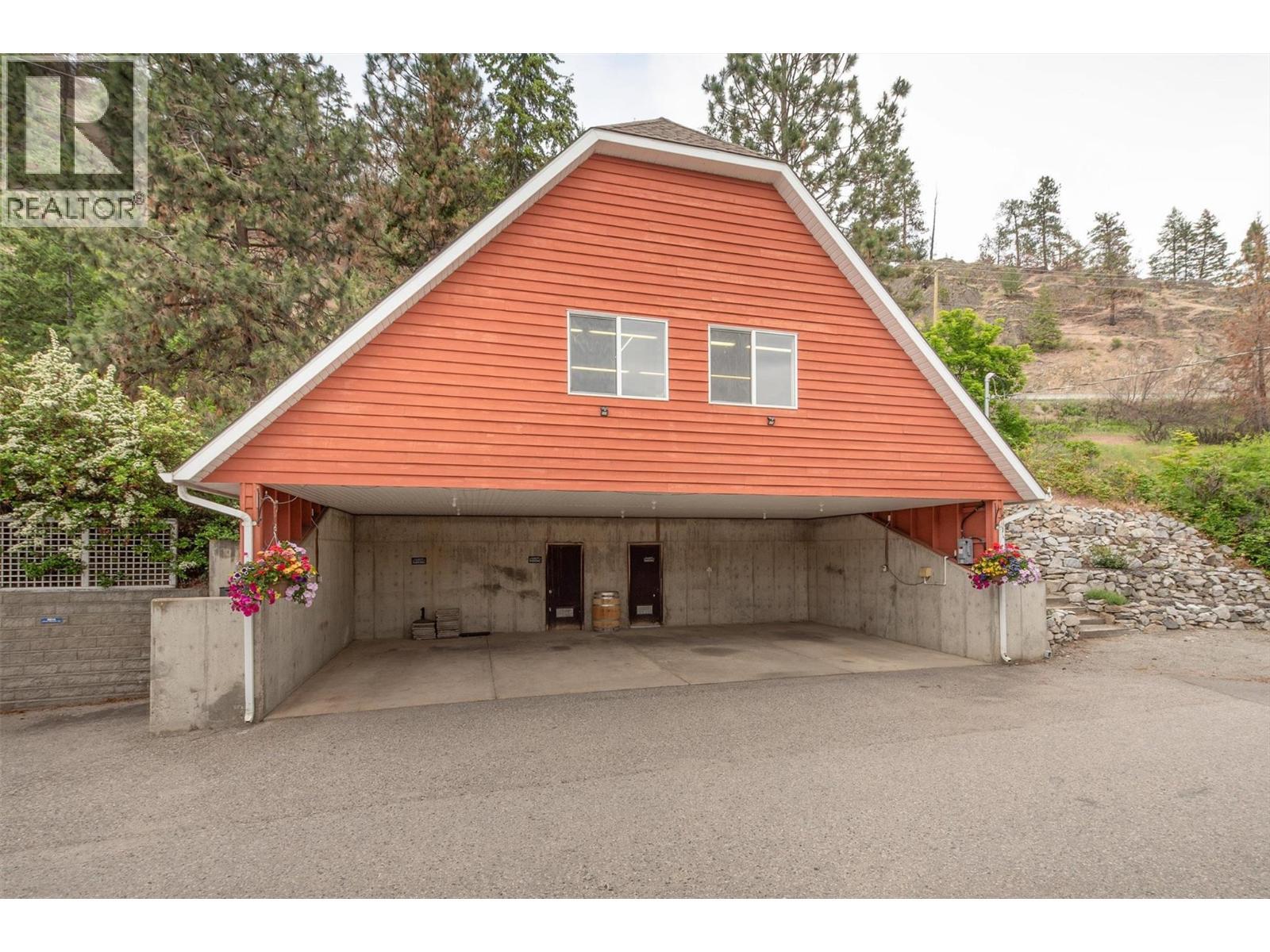 4 car carport/workshop - 683 Westside Road S, West Kelowna, BC - Outdoor