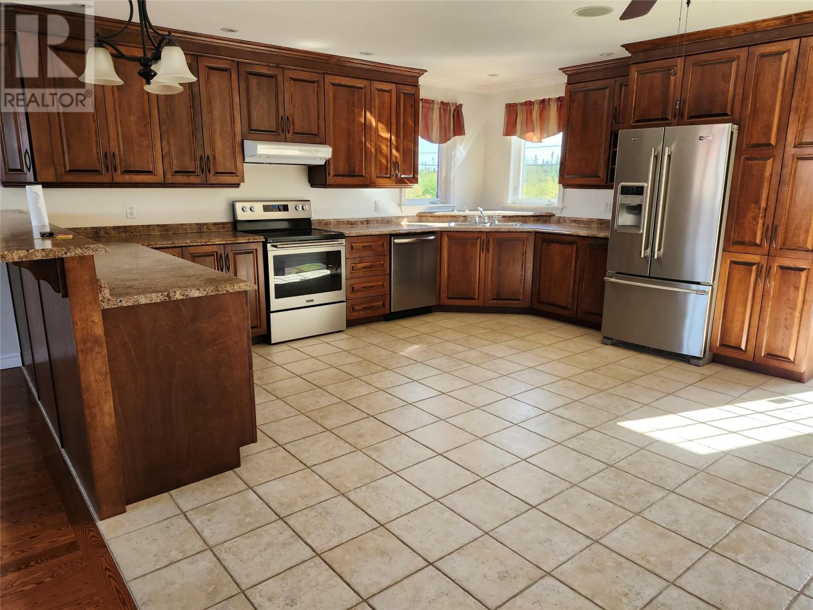 70 Mark Nichols Place, St. John'S, NL - Indoor Photo Showing Kitchen With Stainless Steel Kitchen