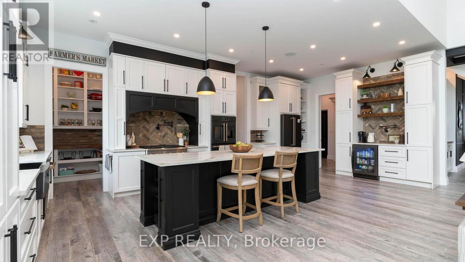 253 - 9861 Glendon Drive, Middlesex Centre (Komoka), ON