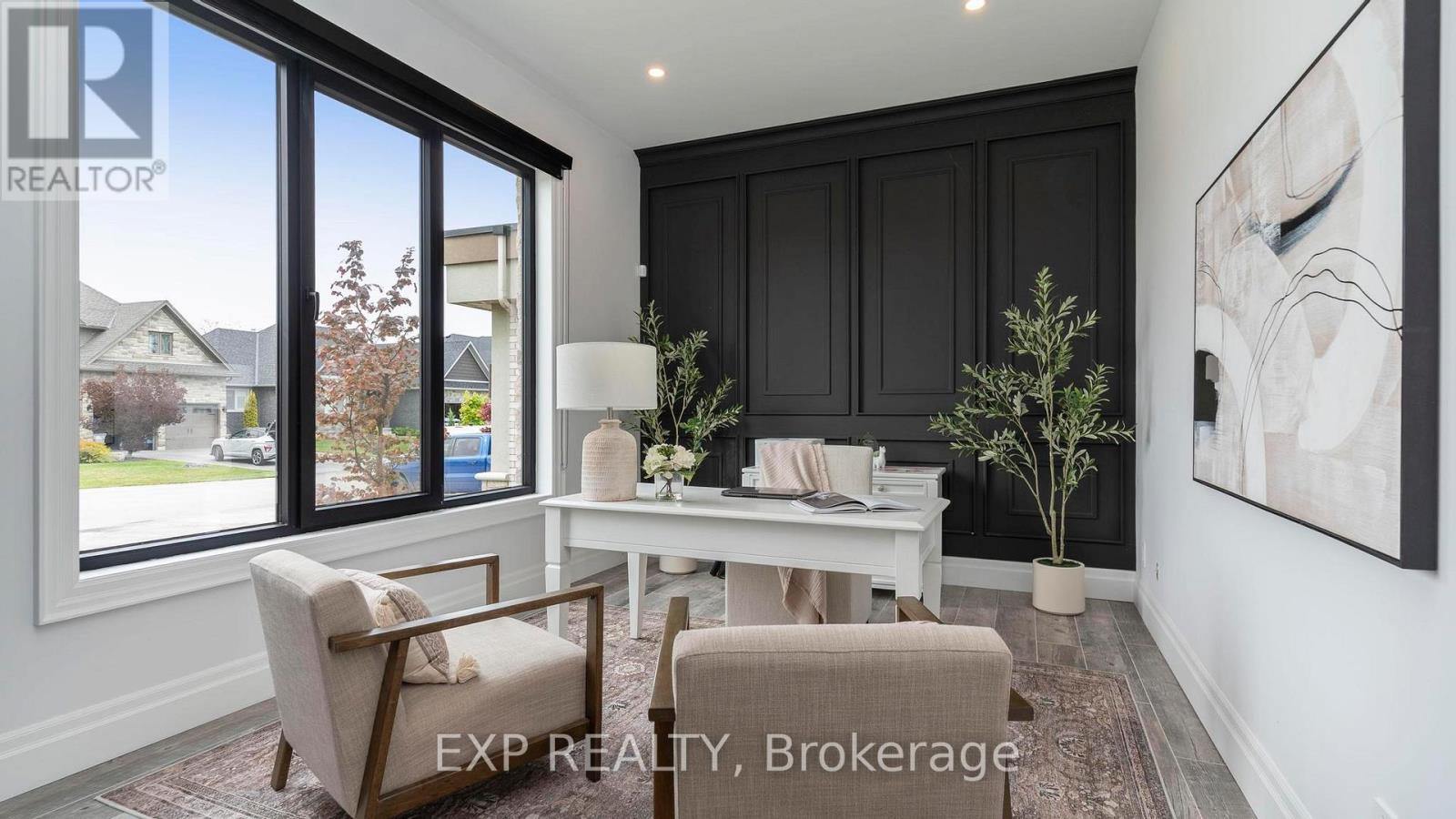 Main floor - Office/Den - 253 - 9861 Glendon Drive, Middlesex Centre (Komoka), ON