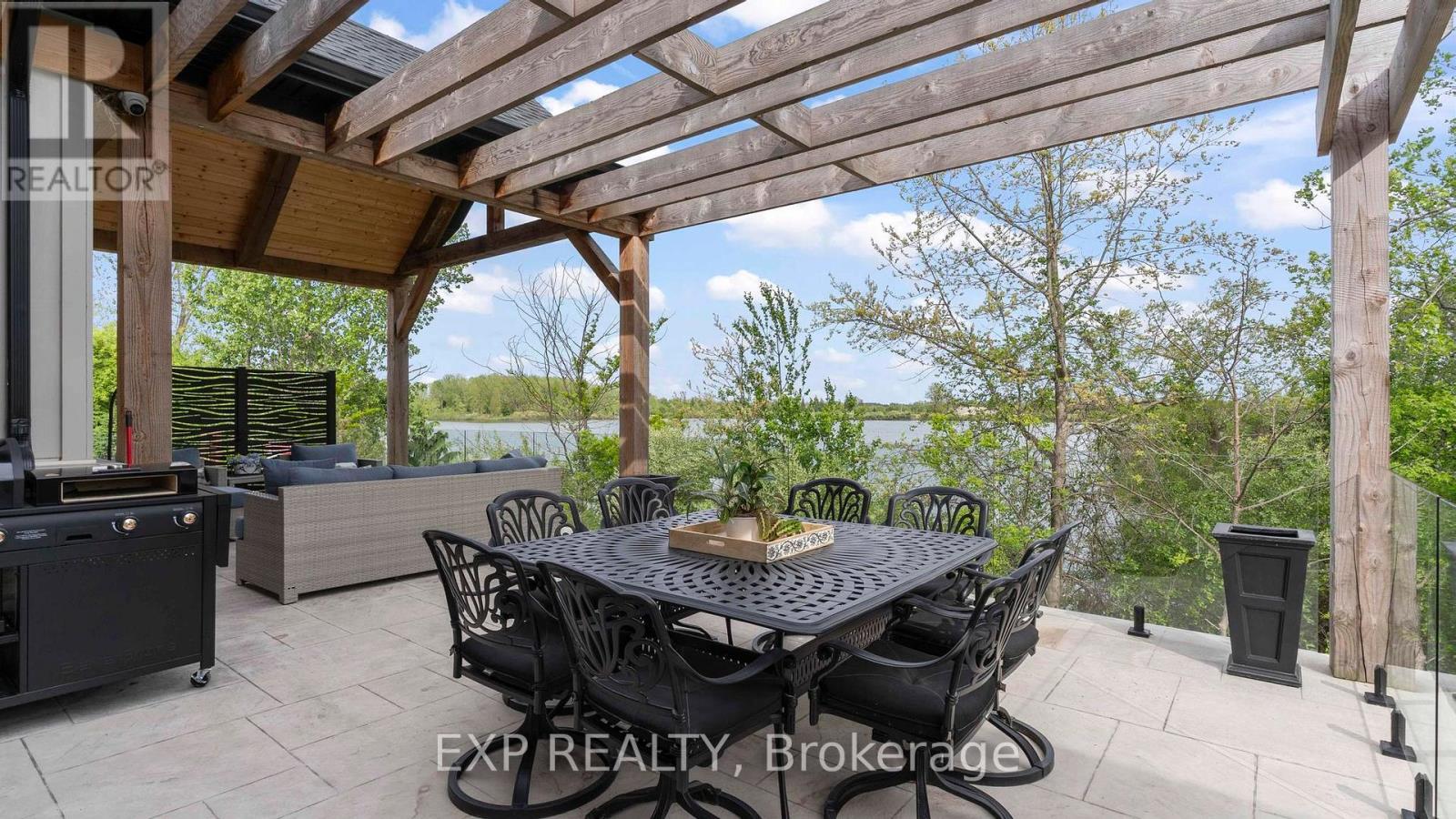 253 - 9861 Glendon Drive, Middlesex Centre (Komoka), ON