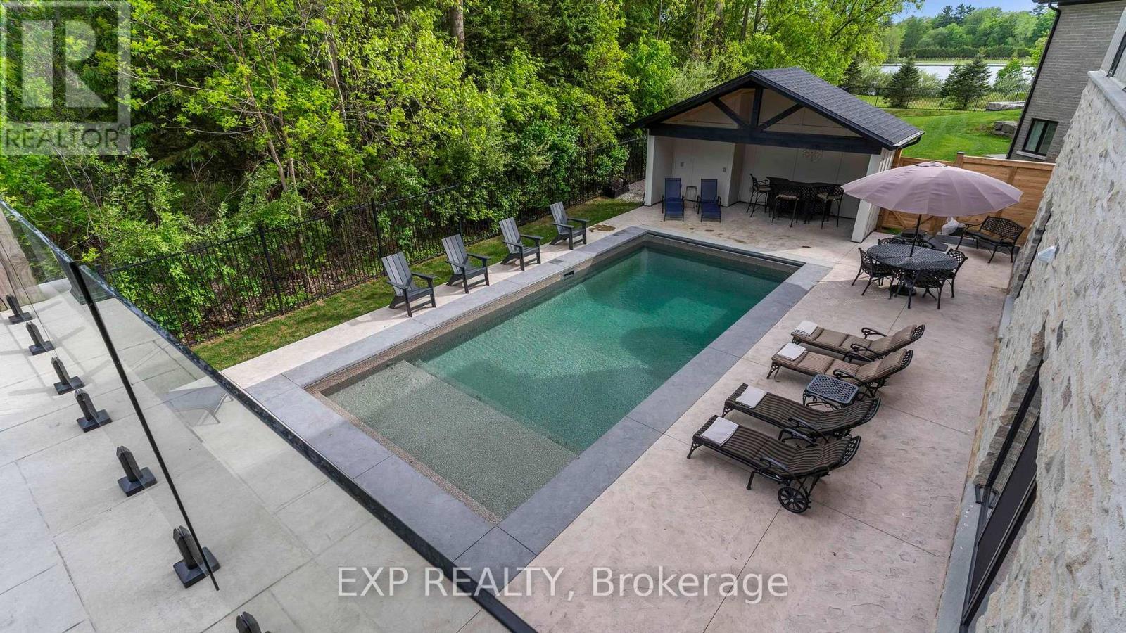 253 - 9861 Glendon Drive, Middlesex Centre (Komoka), ON