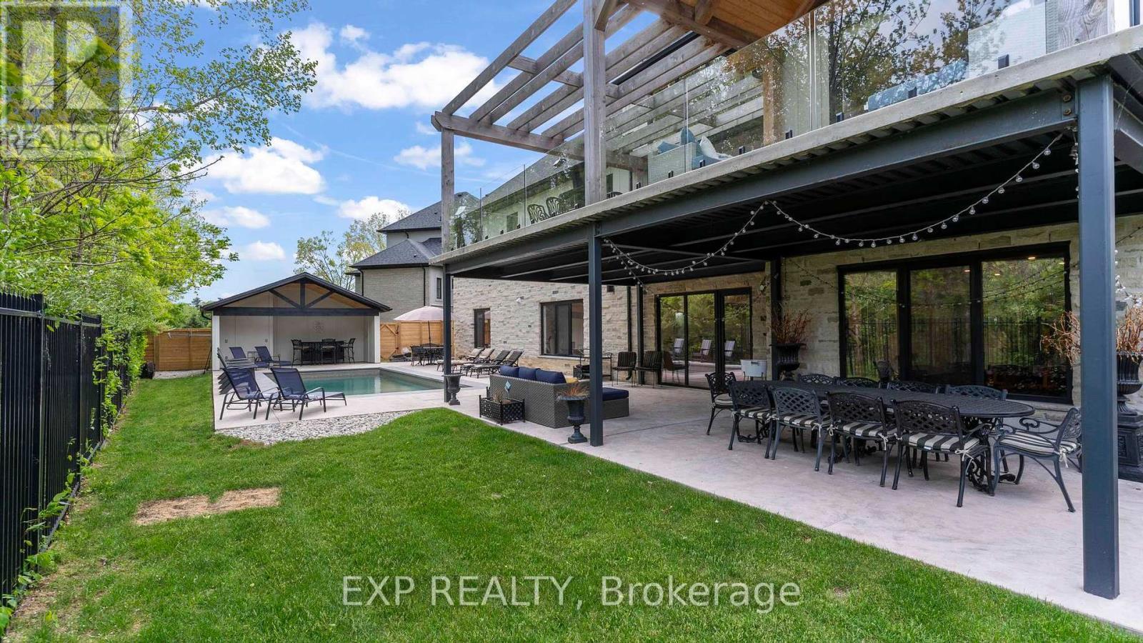 253 - 9861 Glendon Drive, Middlesex Centre (Komoka), ON