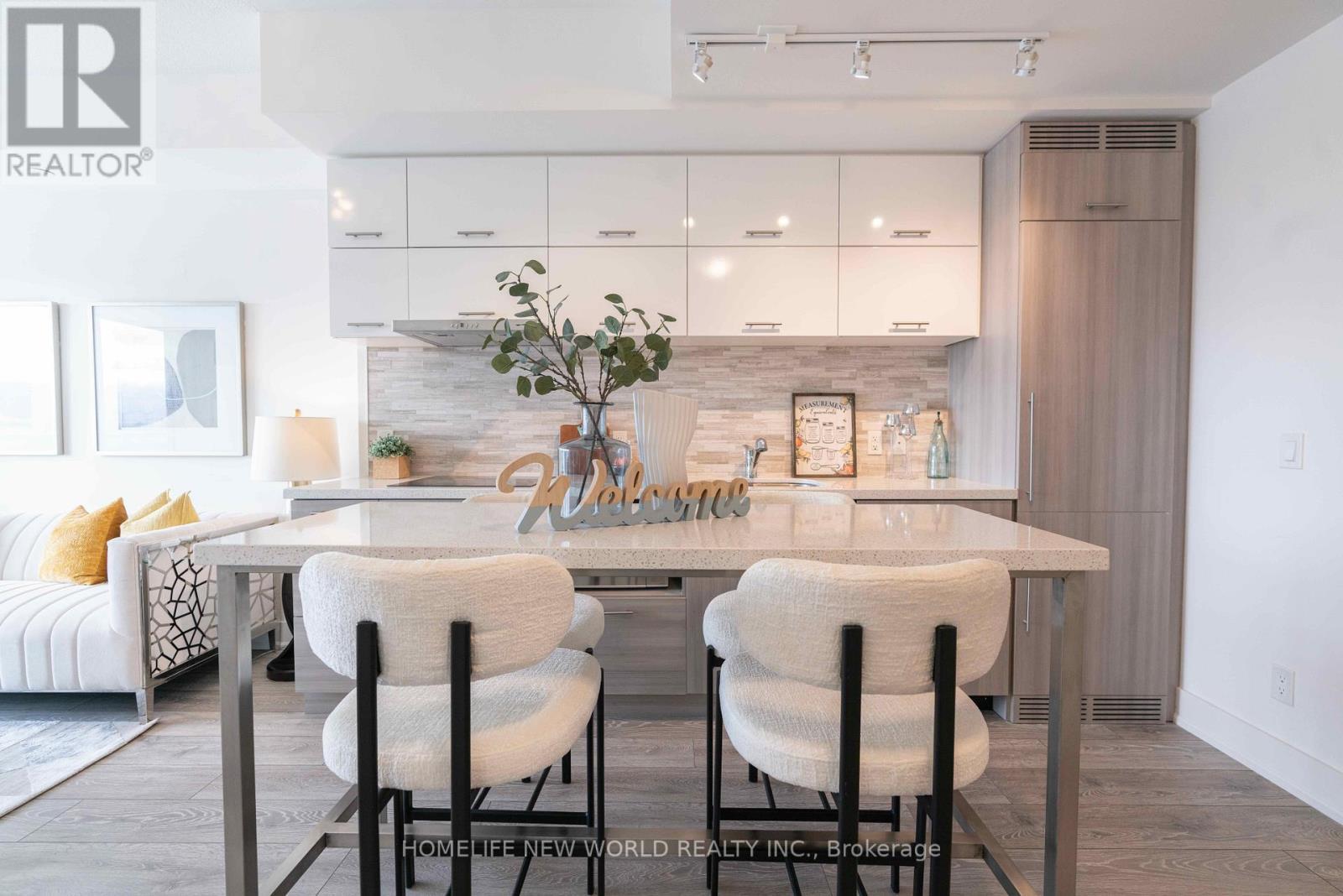 1511 - 8081 Birchmount Road, Markham, ON - Indoor Photo Showing Dining Room