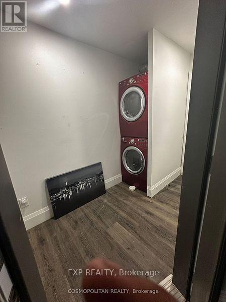 6564 Level Avenue, Niagara Falls, ON - Indoor Photo Showing Laundry Room