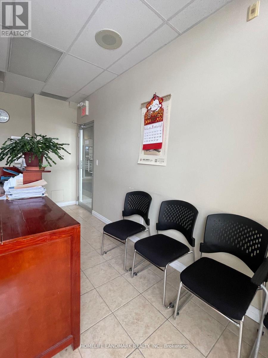 102 - 7130 Warden Avenue, Markham, ON