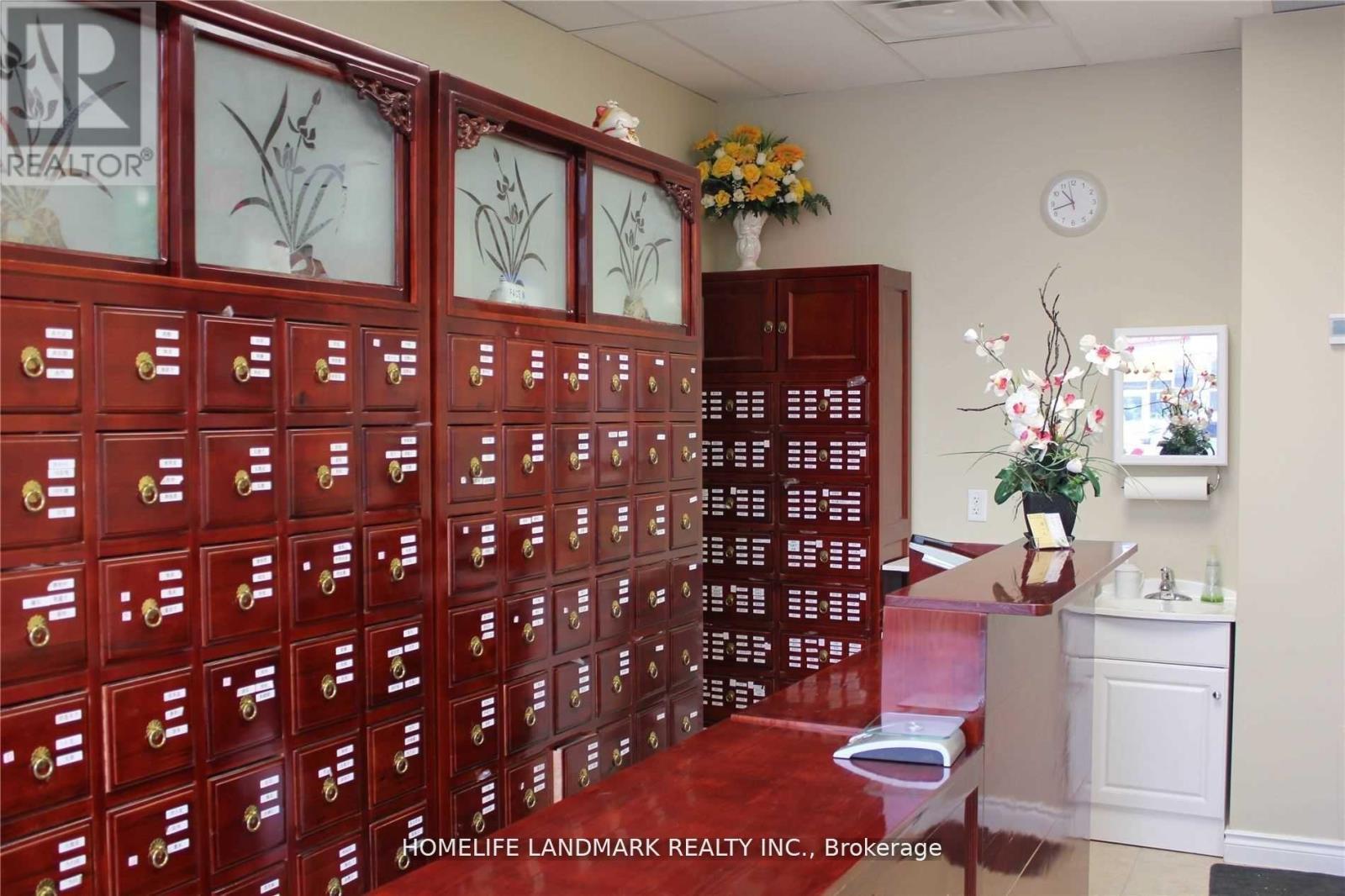 102 - 7130 Warden Avenue, Markham, ON