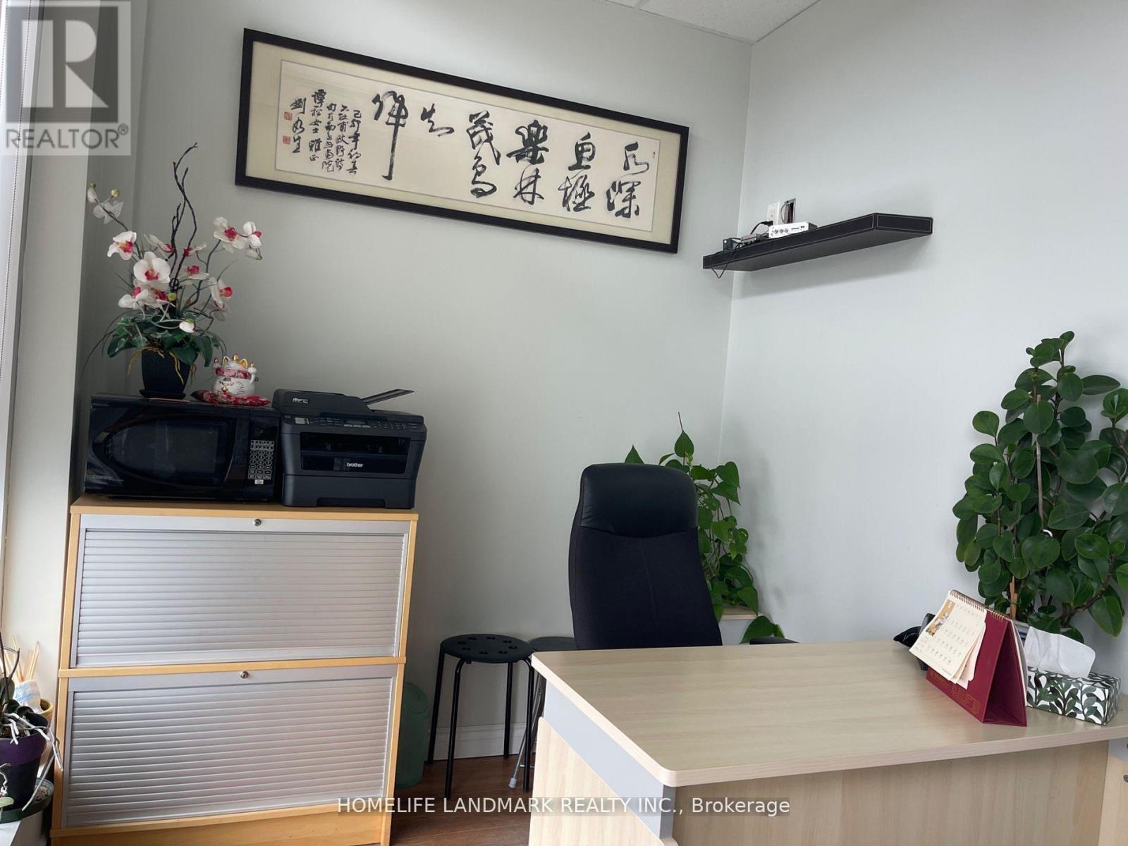 102 - 7130 Warden Avenue, Markham, ON