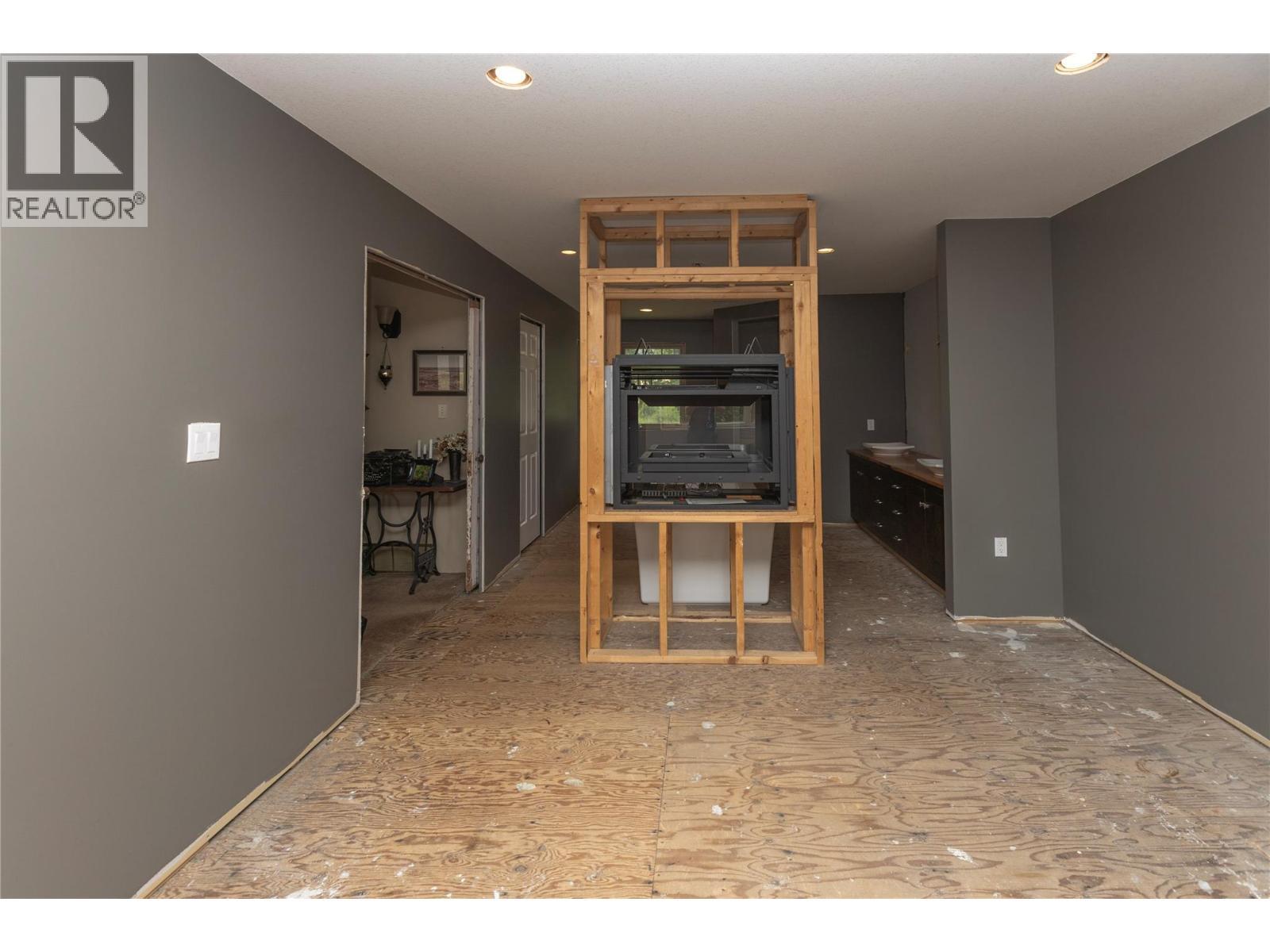 2523 Evans Road, Celista, BC