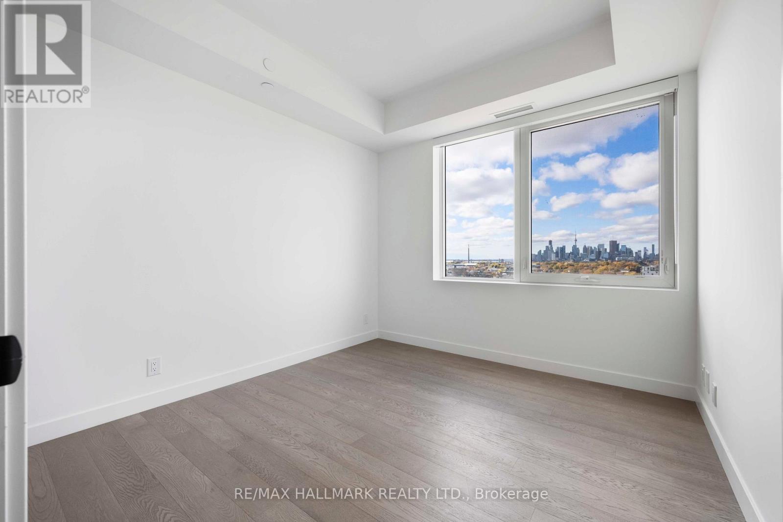 2nd bedroom - 1310 - 1050 Eastern Avenue, Toronto, ON - Indoor Photo Showing Other Room