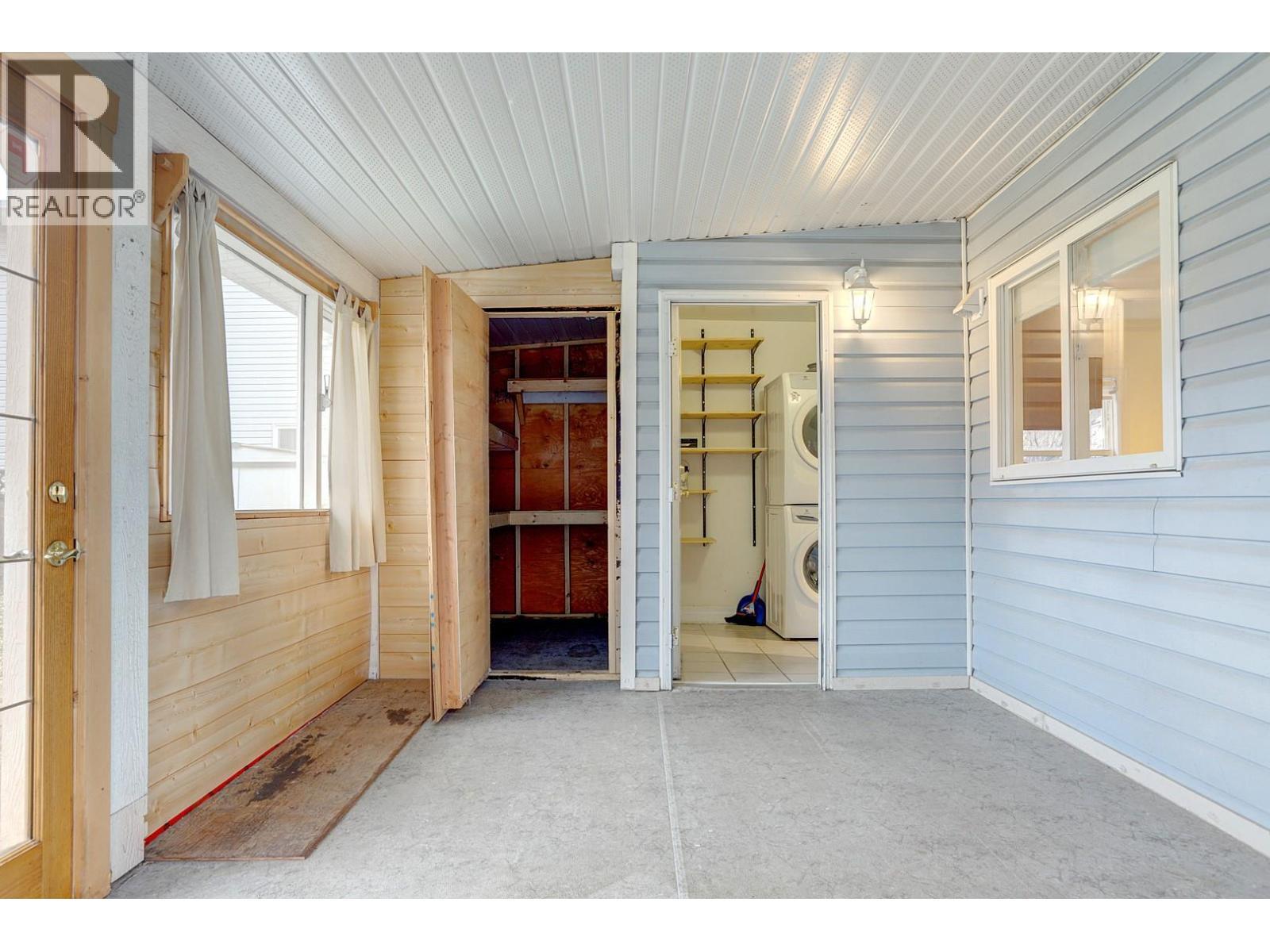 4005 24 Street, Vernon, BC - With Exterior